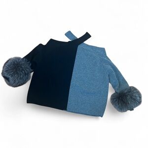 Isaak Azanei Black and Grey Sweater